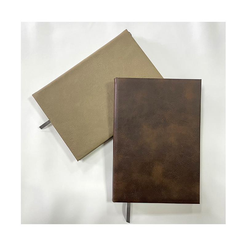 Jurnal Kulit Kulit 7' x 9 3/4'.